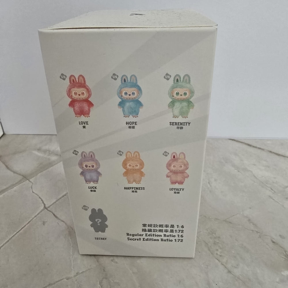 Pop Mart Big Into Energy Labubu *Unopened Box - Picture 2 of 4